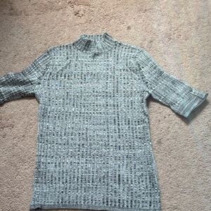 Women’s Gray Sweater